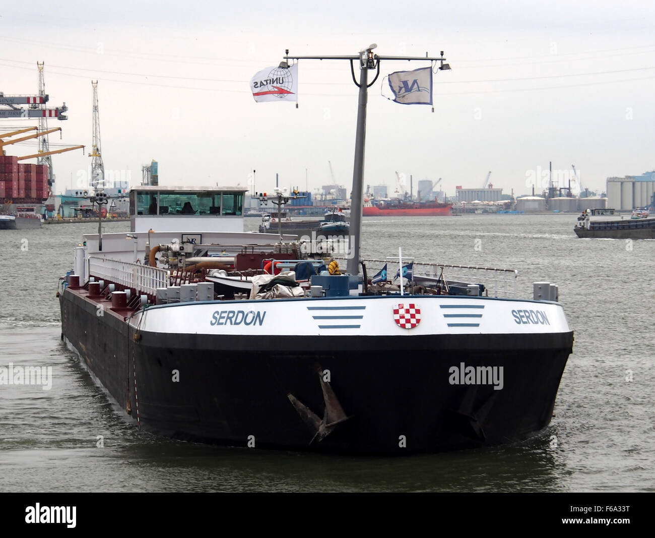 the-serdon-identified-by-eni-02320108-operates-in-the-port-of-antwerp