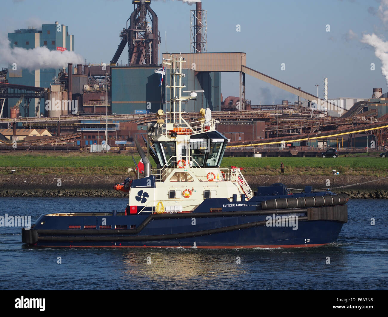 Svitzer Amstel (tugboat, 2015) IMO 9771133, Port of Amsterdam pic3 ...