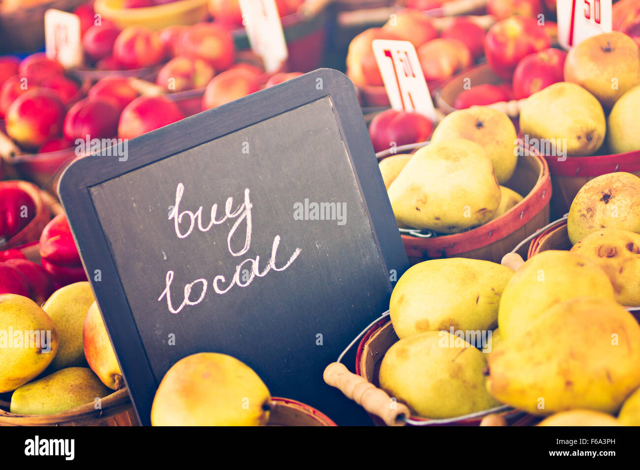 Fresh produce on sale at the local farmers market Stock Photo - Alamy