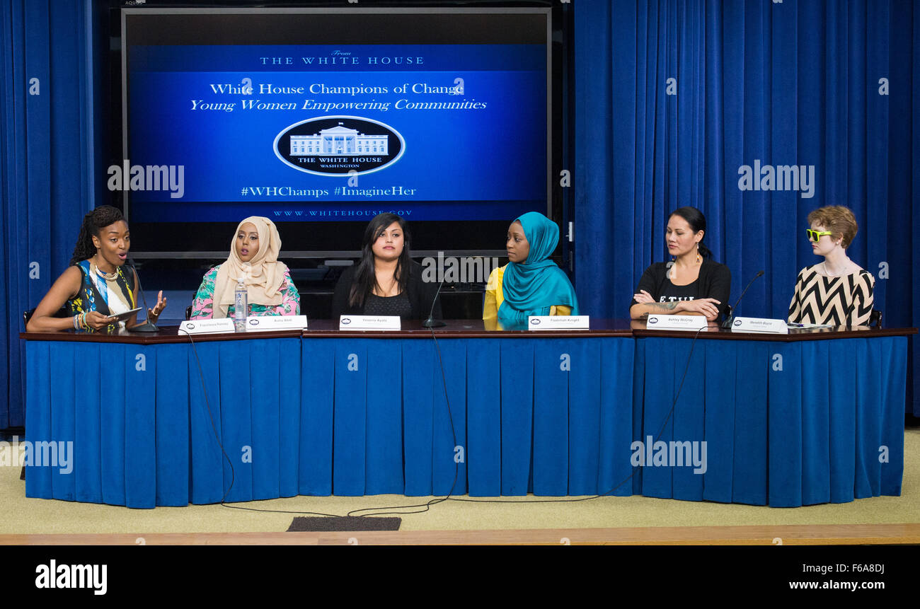 Franchesca Ramsey moderates a panel discussion with (from left to right) Asha Abdi, Yesenia Ayala, Faatimah Knight, Ashley McCray, and Meredith Boyce at the Young Women Empowering Communities: Champions of Change event on Tuesday, September 15, 2015 at the Eisenhower Executive Office Building in Washington, DC. The Champions of Change program was created by the White House to recognize 'individuals doing extraordinary things to empower and inspire members of their communities.' Photo Credit: (NASA/Aubrey Gemignani). Stock Photo