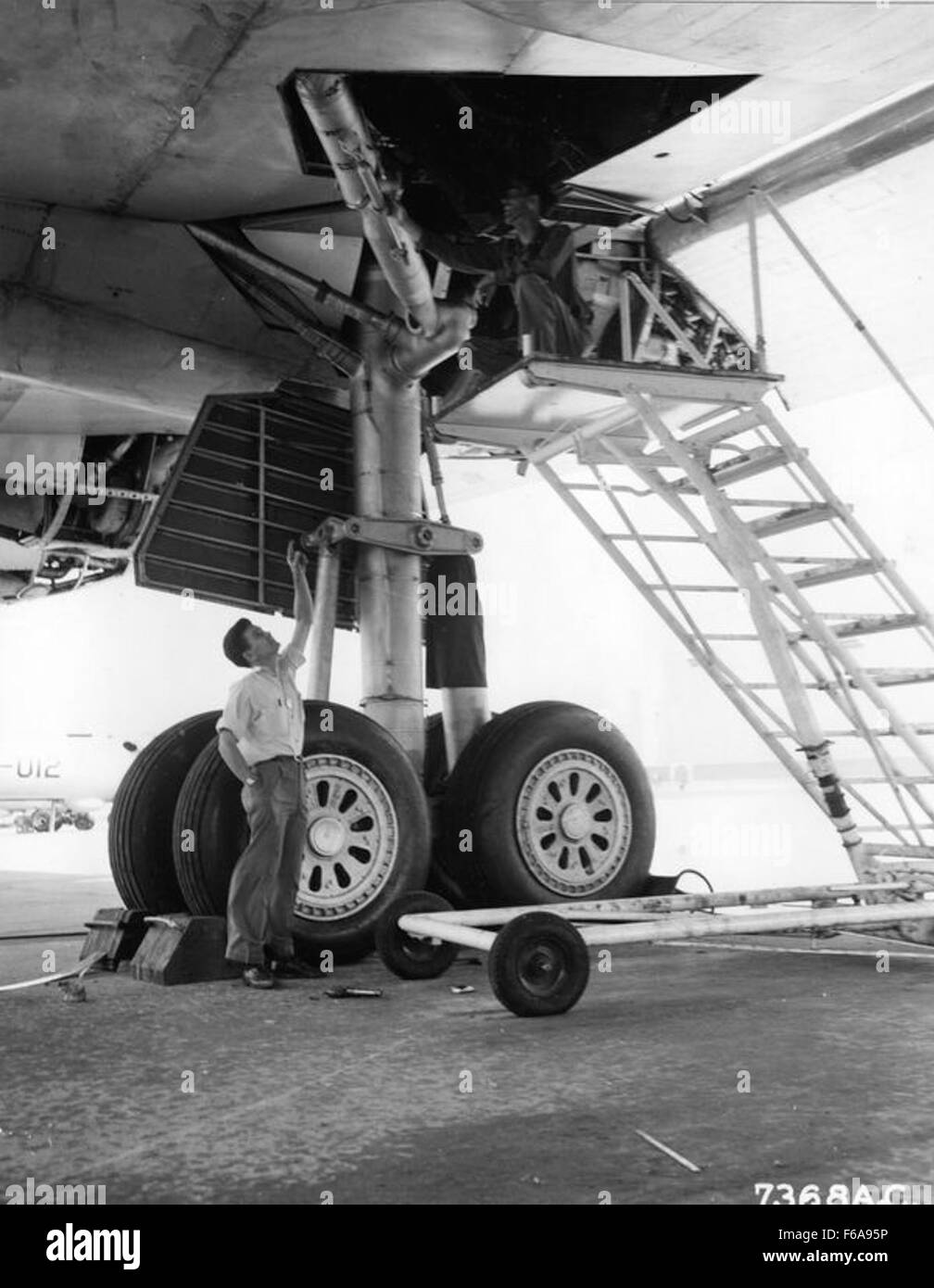 B36 Landing Gear 1 Stock Photo Alamy