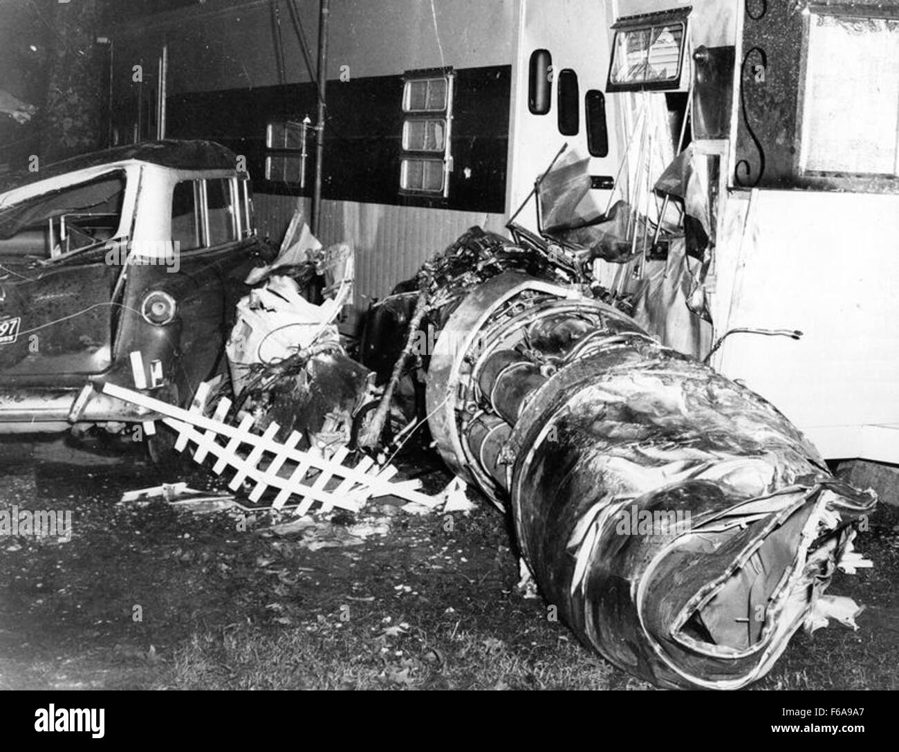 B47 Engine Crash Stock Photo Alamy