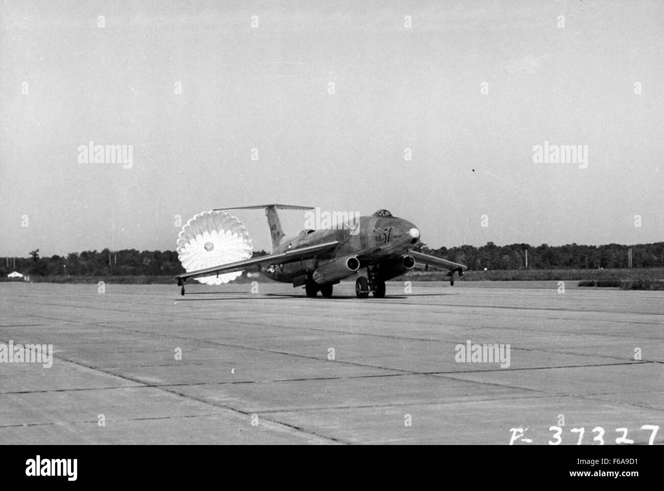 XB-51 Taxi with Chute 2 Stock Photo
