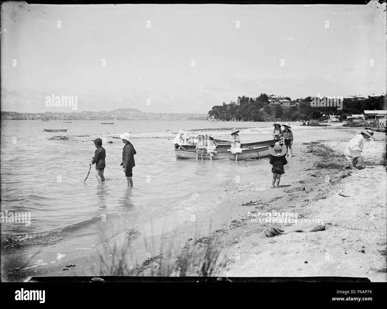 Northcote point auckland hi-res stock photography and images - Alamy