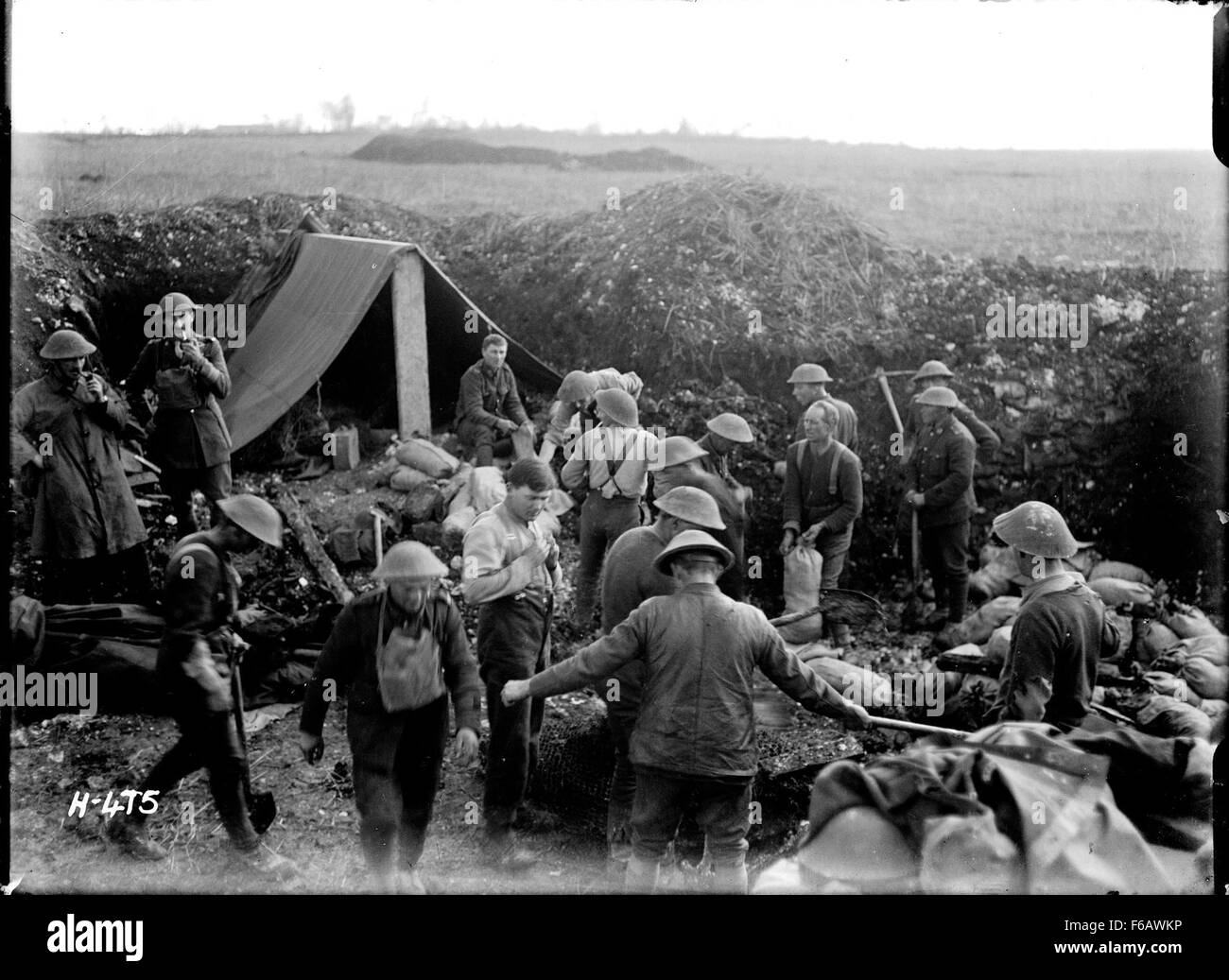Headquarters during world war i Black and White Stock Photos & Images ...