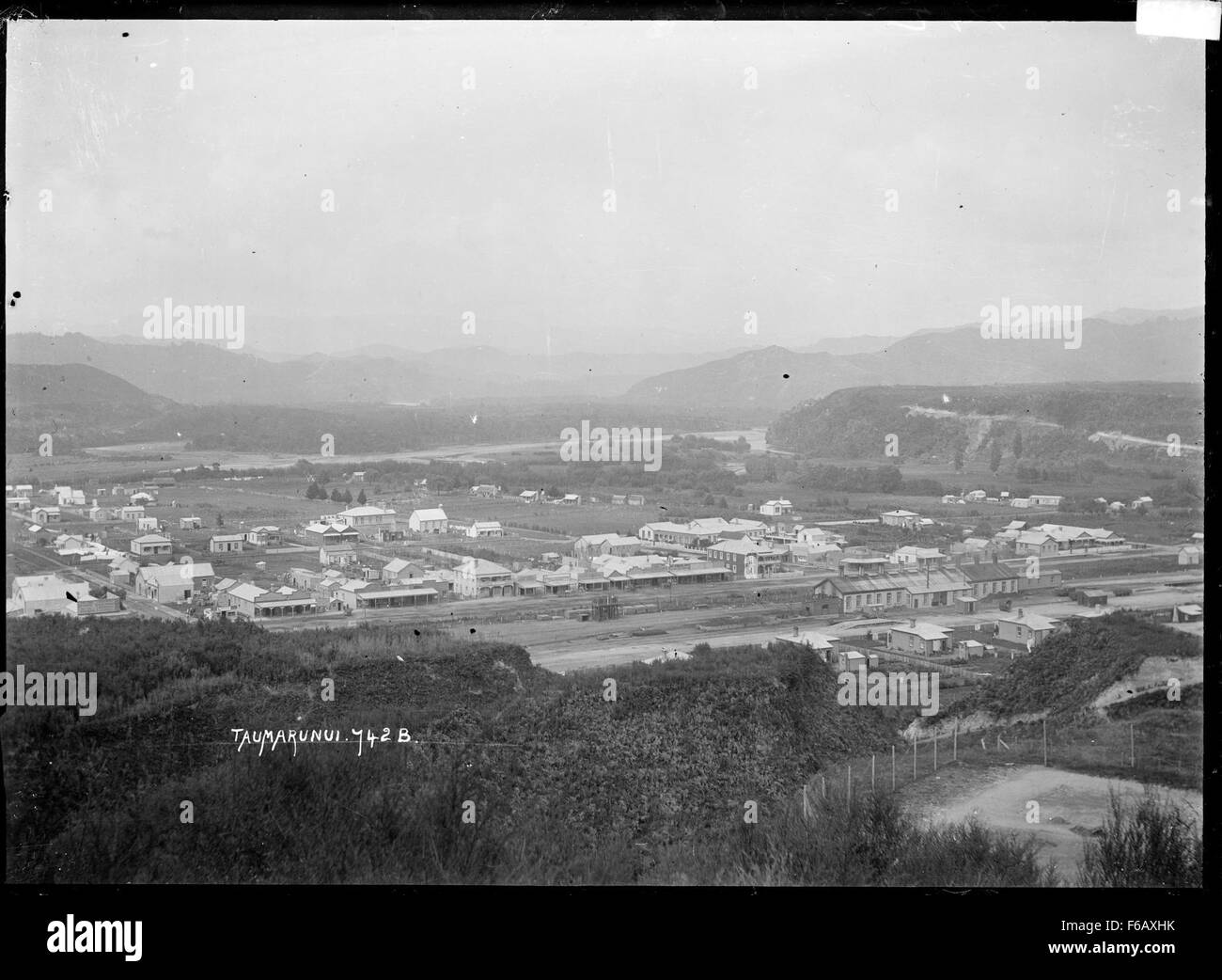 General view looking over Taumarunui Stock Photo Alamy
