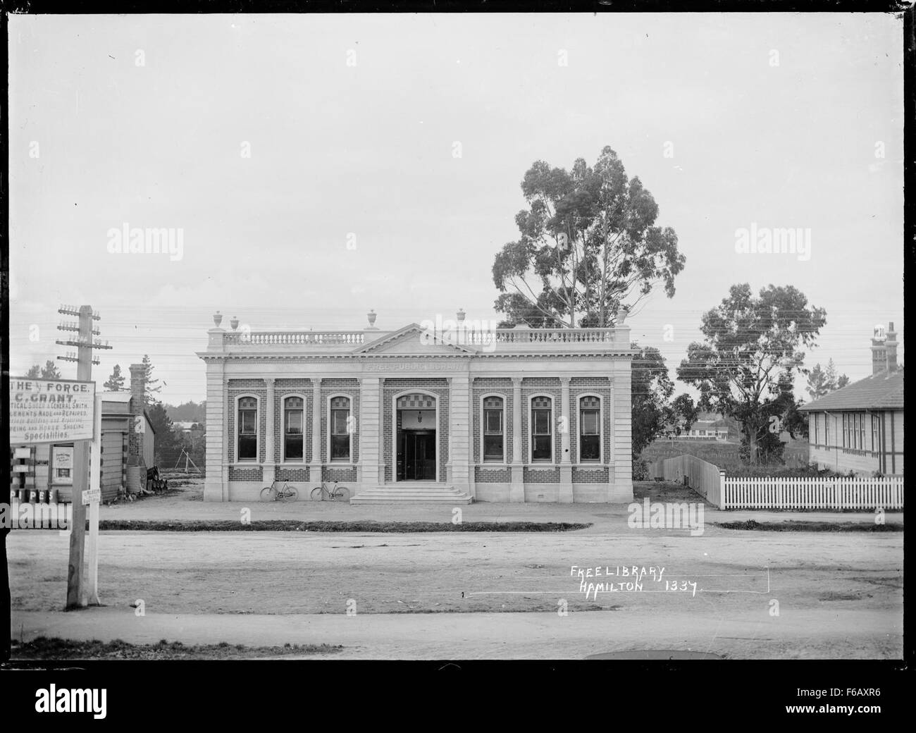 Hamilton Public Library Stock Photo Alamy