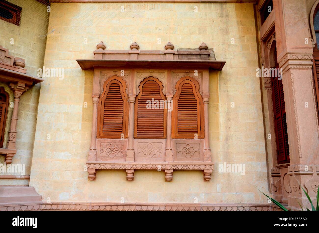 Wood carved shutters and ornate window Mohatta Palace Museum Karachi Sindh Pakistan Stock Photo