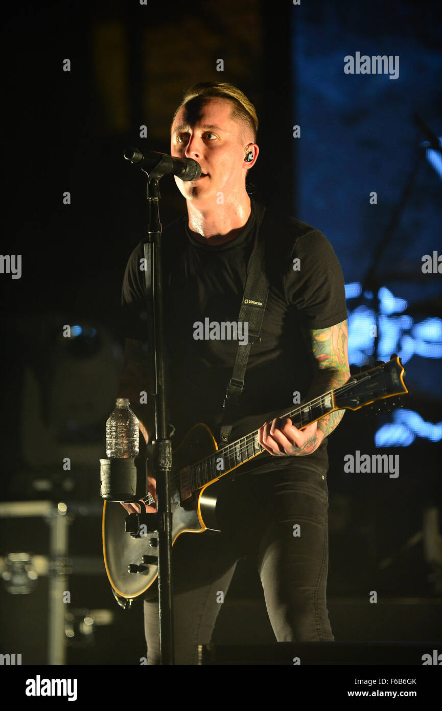 Sean mackin of yellowcard hires stock photography and images Alamy