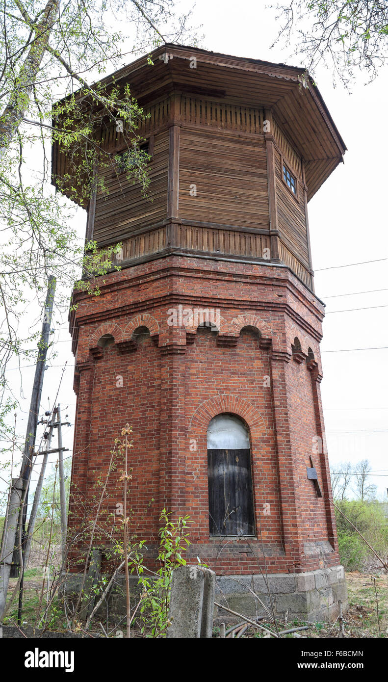 18th century water tank hi-res stock photography and images - Alamy