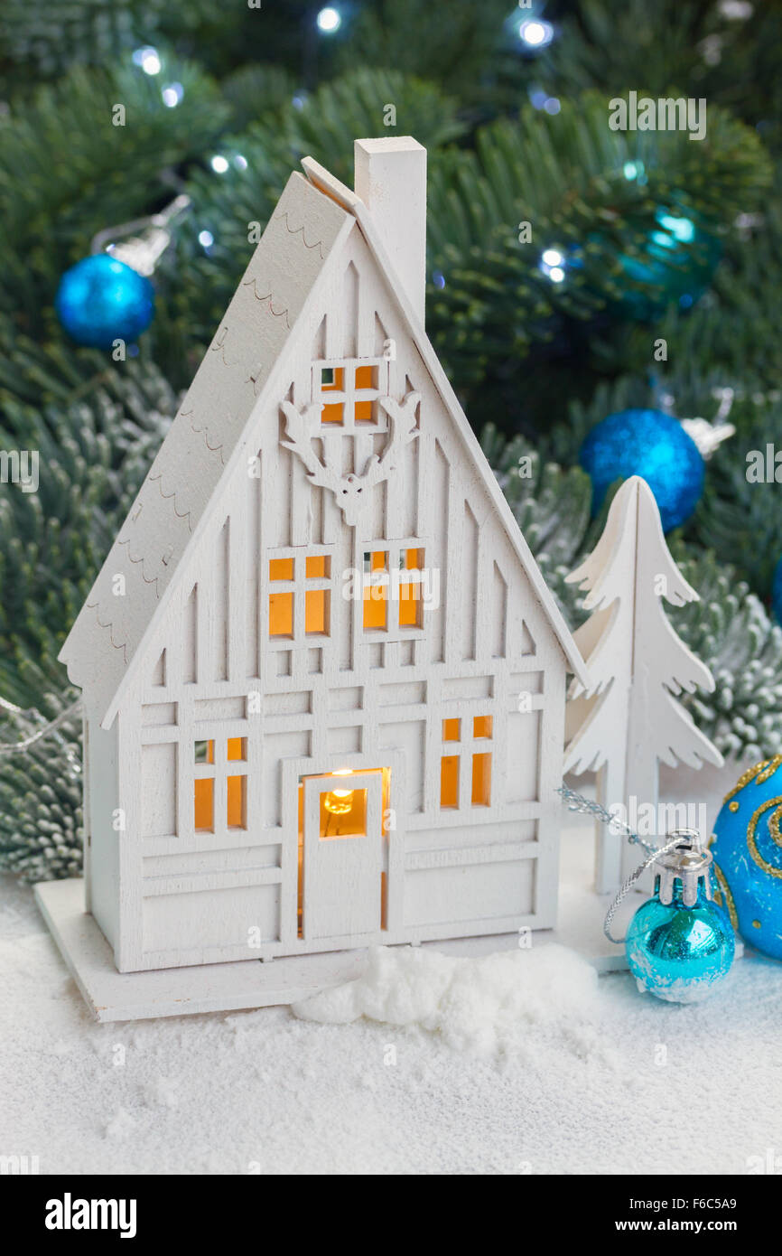 White christmas house Stock Photo Alamy