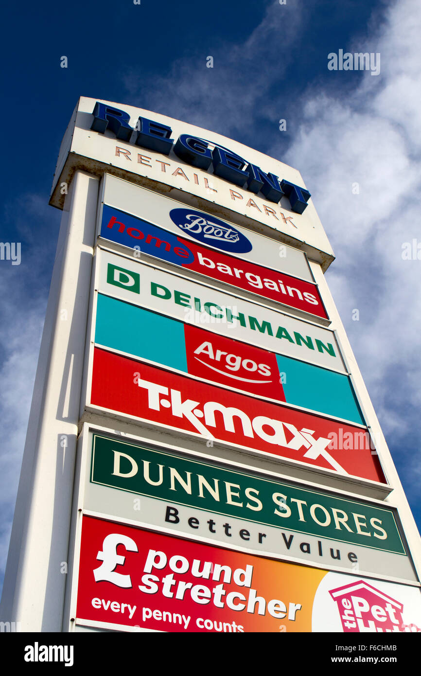 is dunnes stores open st pattys day