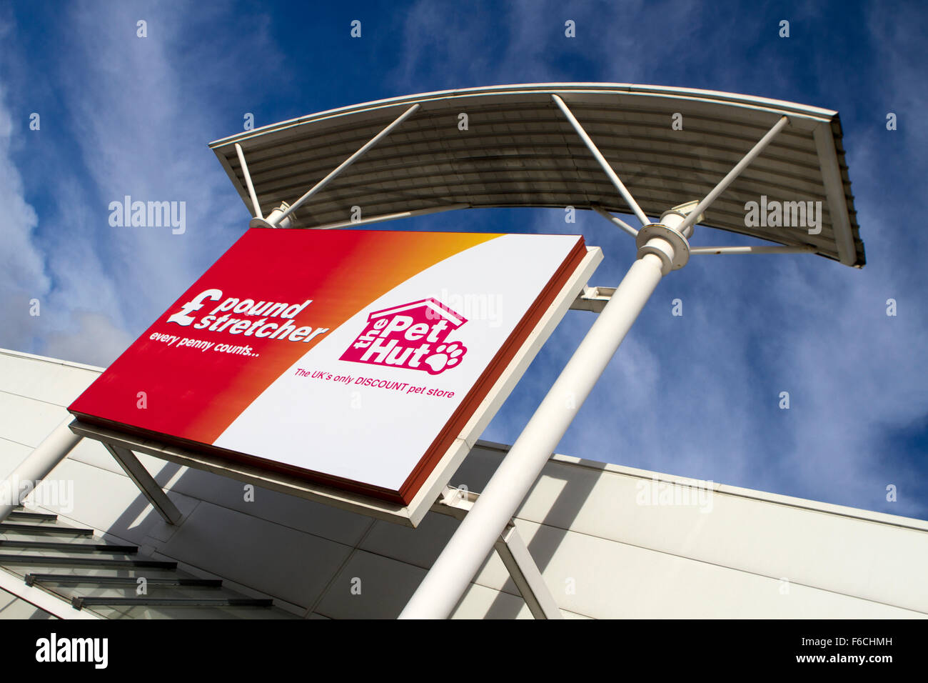 Pet Hut High Resolution Stock Photography And Images Alamy