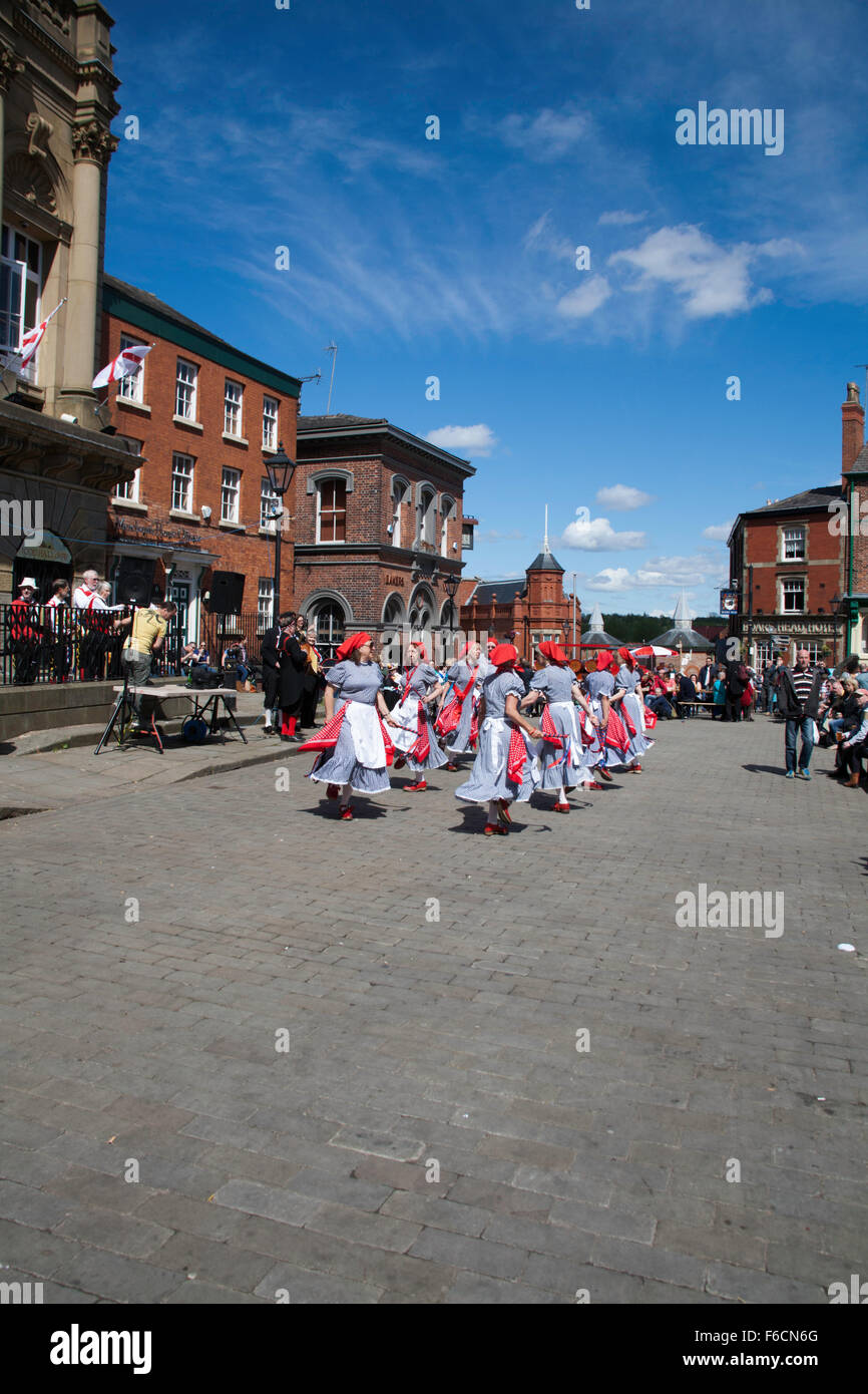 The Poynton Jemmers Women's Morris Dancing Group Stockport Folk