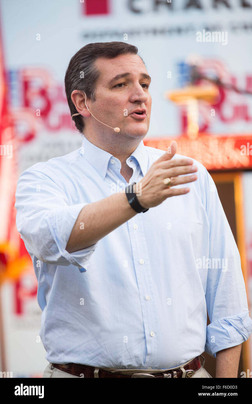 Charleston, South Carolina, USA. 16th Nov, 2015. U.S. Senator and GOP