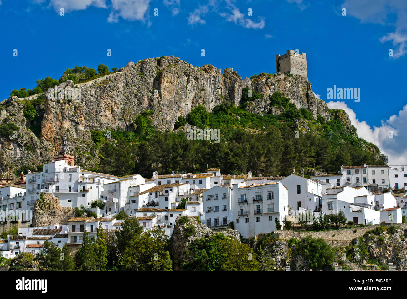 The White Town of Zahara de la Sierra at the foot of a Moorish castle ...