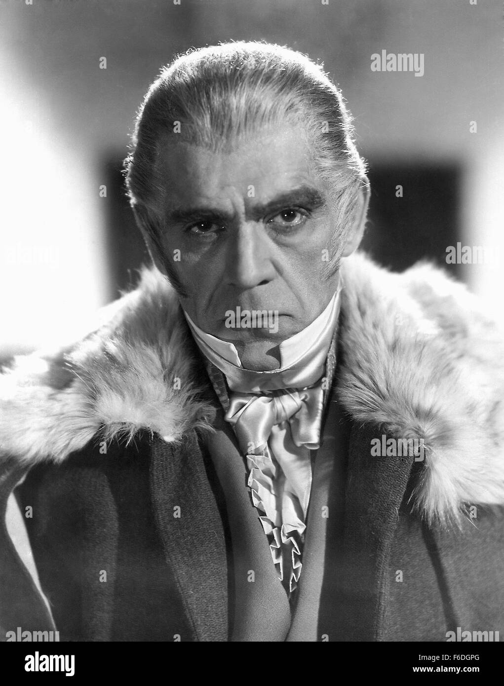 Boris karloff, on set hi-res stock photography and images - Alamy