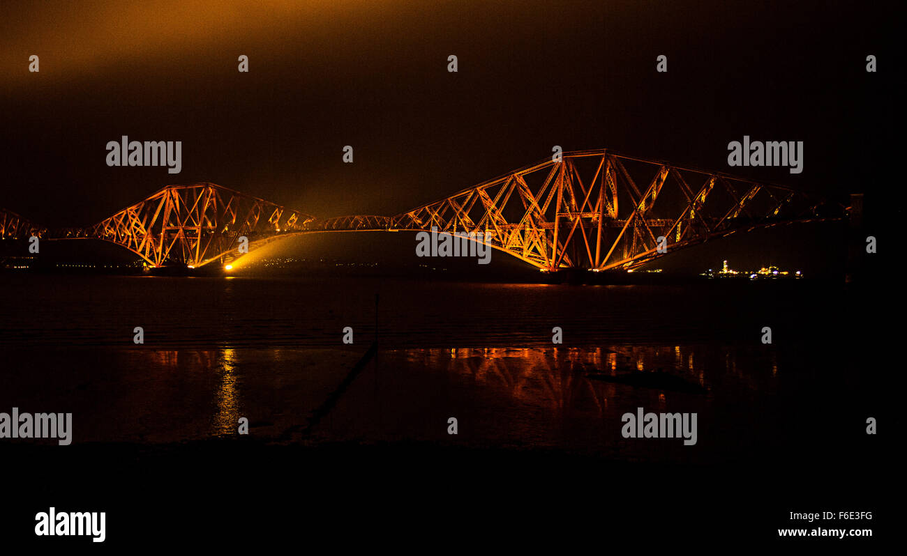 forth rail bridge south queensferry  at night Stock Photo