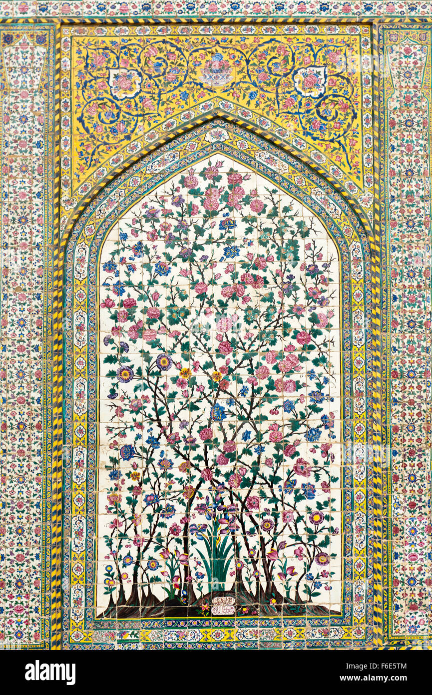 Wall with intricately painted tiles, floral pattern, Vakil Mosque, Shiraz, Iran Stock Photo