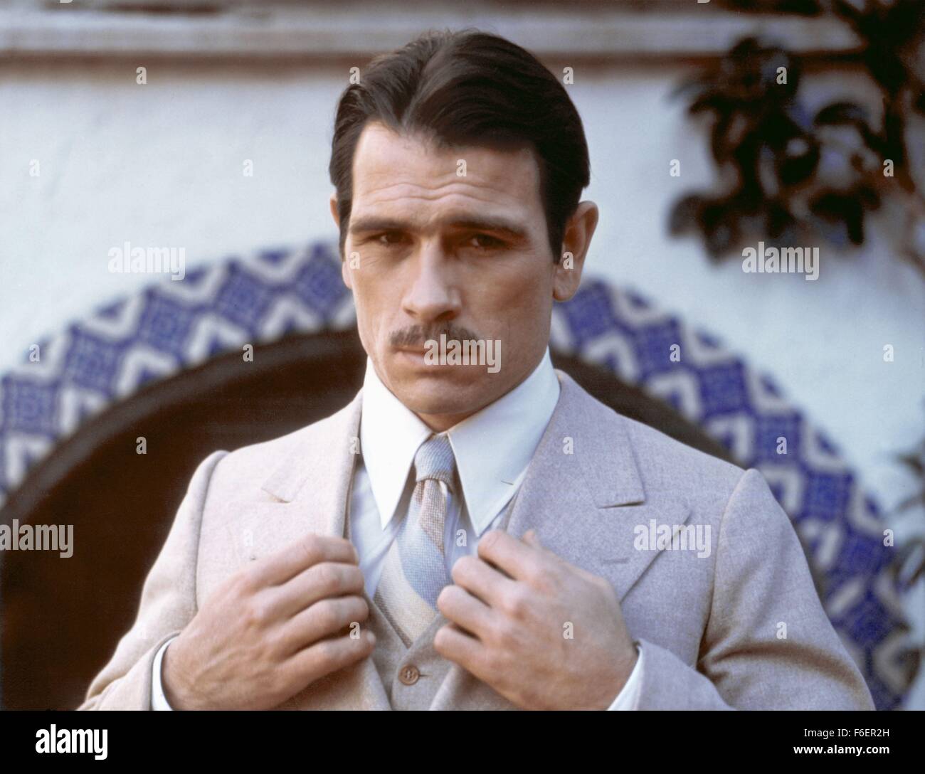 Jan. 1, 1970 - Tommy Lee Jones on-set of the TV Movie, The Amazing Howard  Hughes, 1977 (Credit Image: c Glasshouse/Entertainment Pictures Stock Photo  - Alamy
