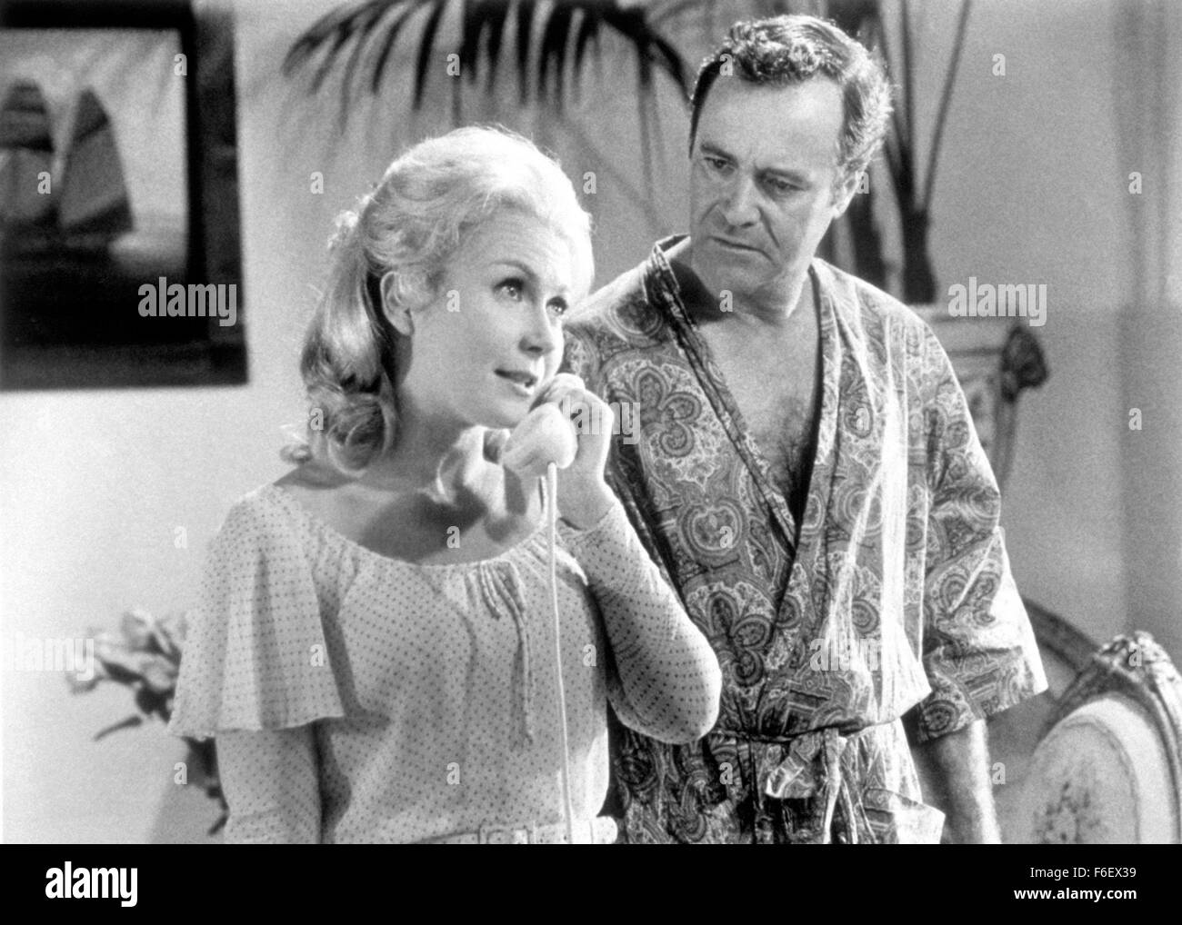 Dec 17, 1972; Hollywood, CA, USA; JULIET MILLS as Pamela Piggott and JACK LEMMON as Wendell Armbruster, Jr. in the romantic comedy drama film ''Avanti'' directed by Billy Wilder. Stock Photo
