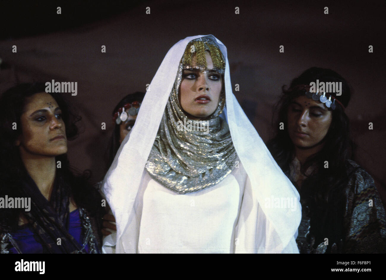 Brooke shields sahara 1983
