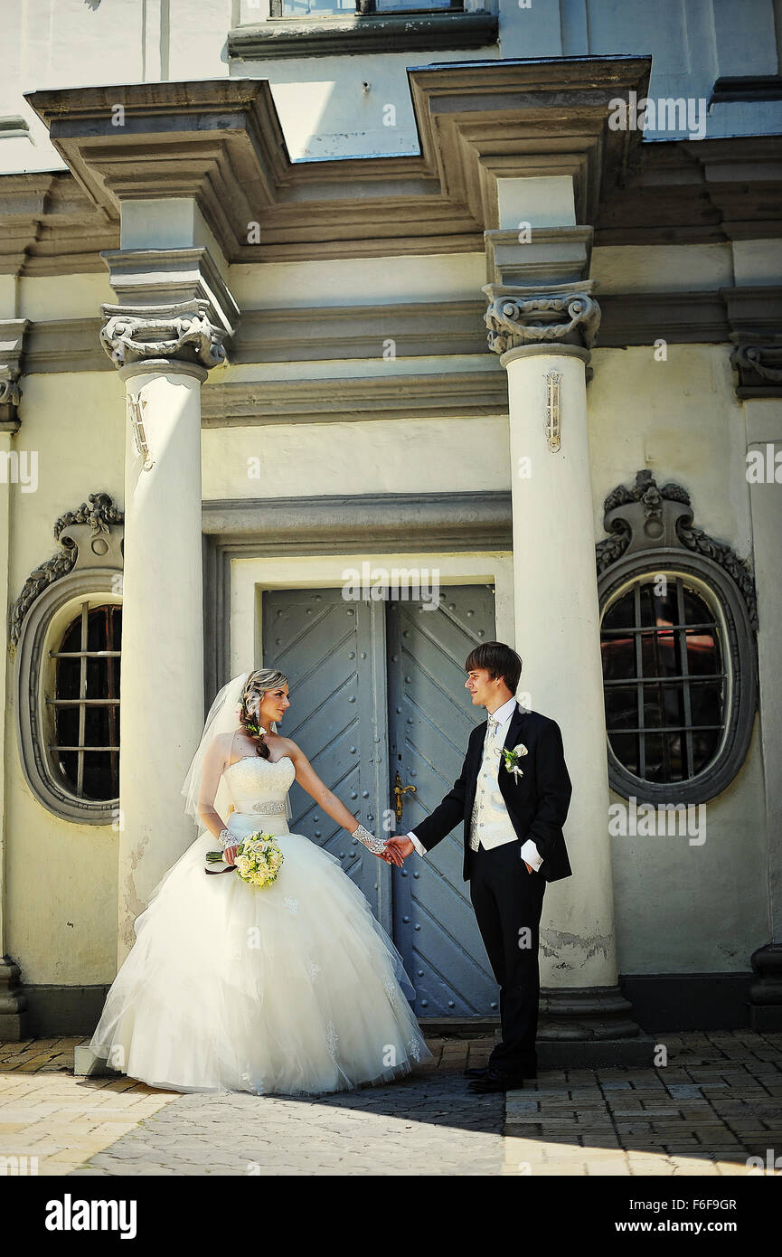 wedding couple in love Stock Photo - Alamy
