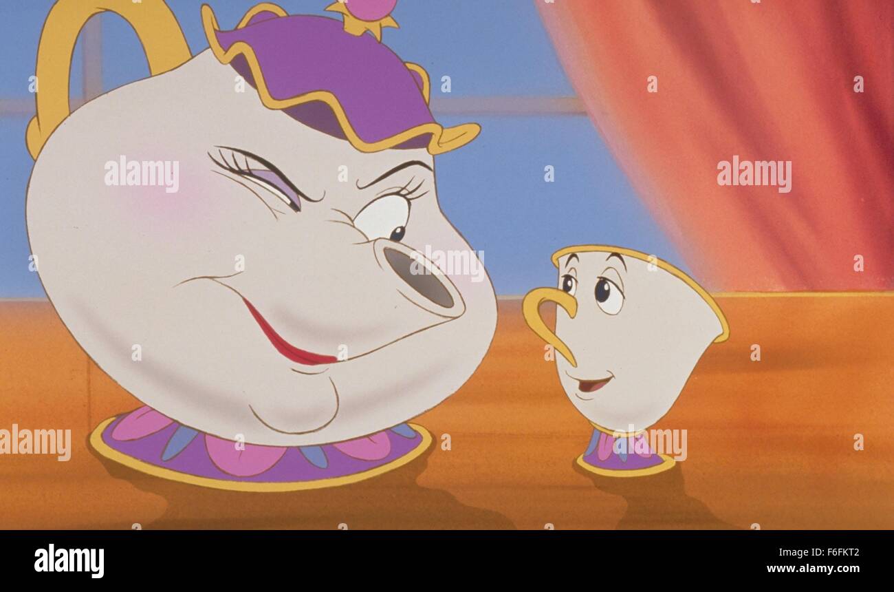 Mrs Potts Beauty And The Beast High Resolution Stock Photography And Images Alamy