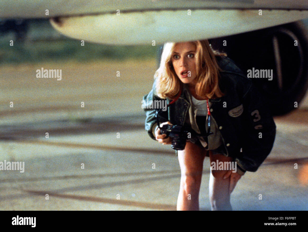 Universal soldier 1992 ally walker hi-res stock photography and images -  Alamy
