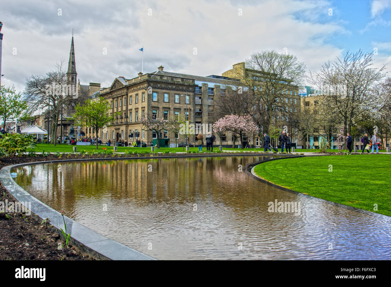 St andrews square edinburgh hires stock photography and images Alamy