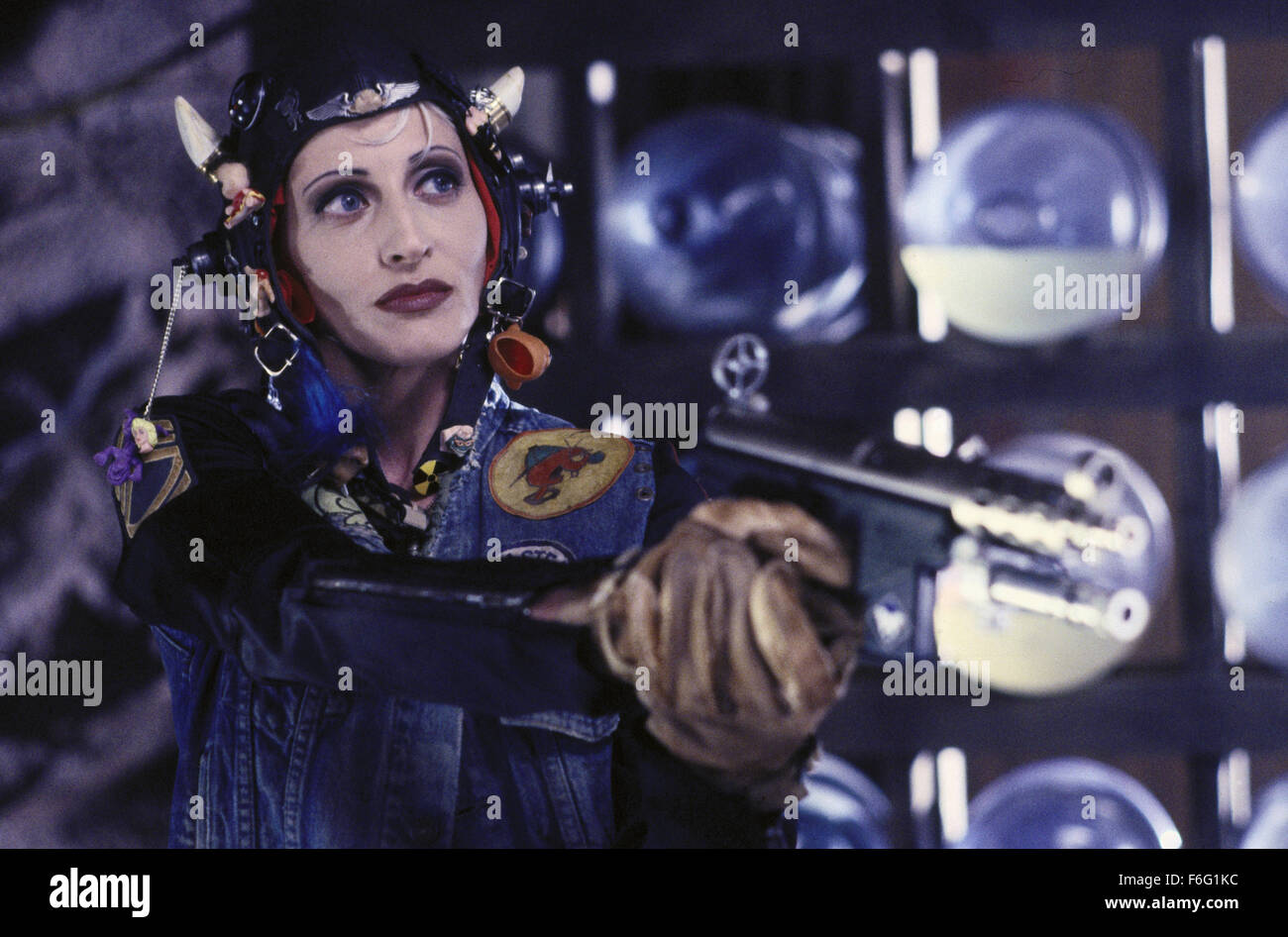 Tank girl 1995 hi-res stock photography and images - Alamy