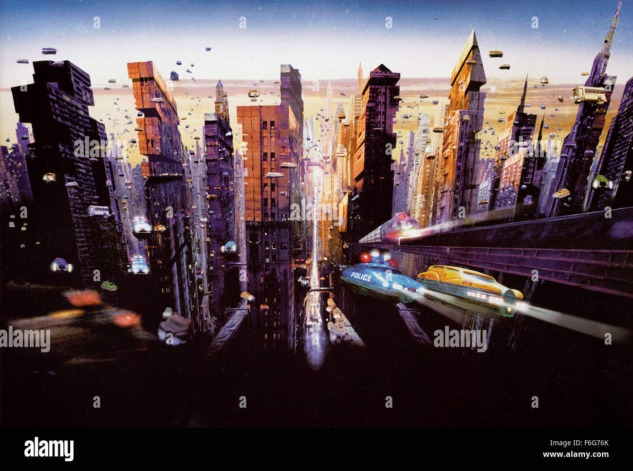 Luc fifth element 1997 hi-res stock photography and images - Alamy