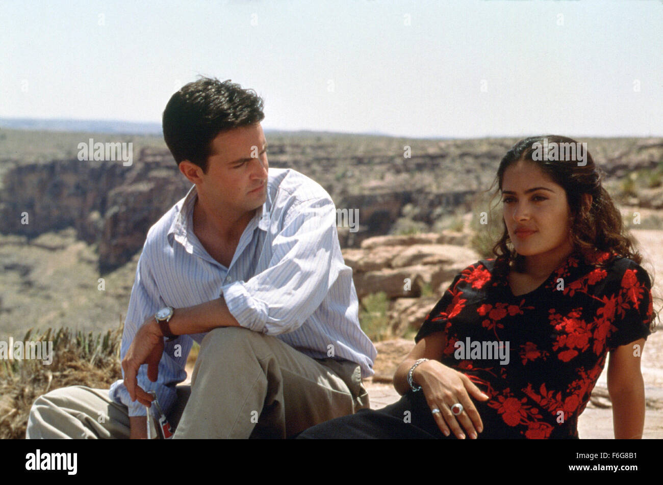 Feb 14, 1997; Hollywood, CA, USA; MATTHEW PERRY as Alex Whitman and SALMA HAYEK as Isabel Fuentes in the romantic comedy ''Fools Rush In'' directed by Andy Tennant. Stock Photo