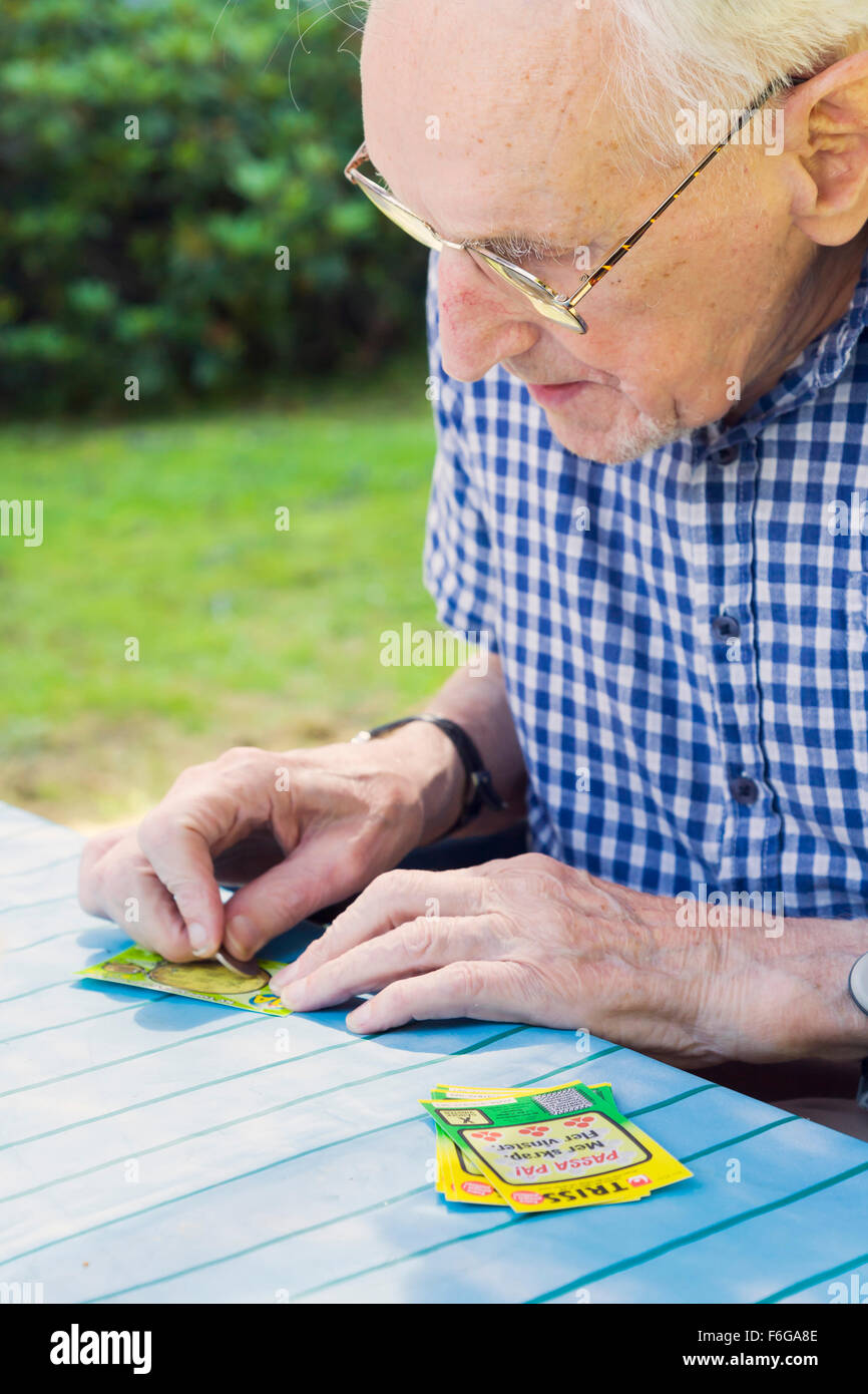 100 years old man hi-res stock photography and images - Alamy