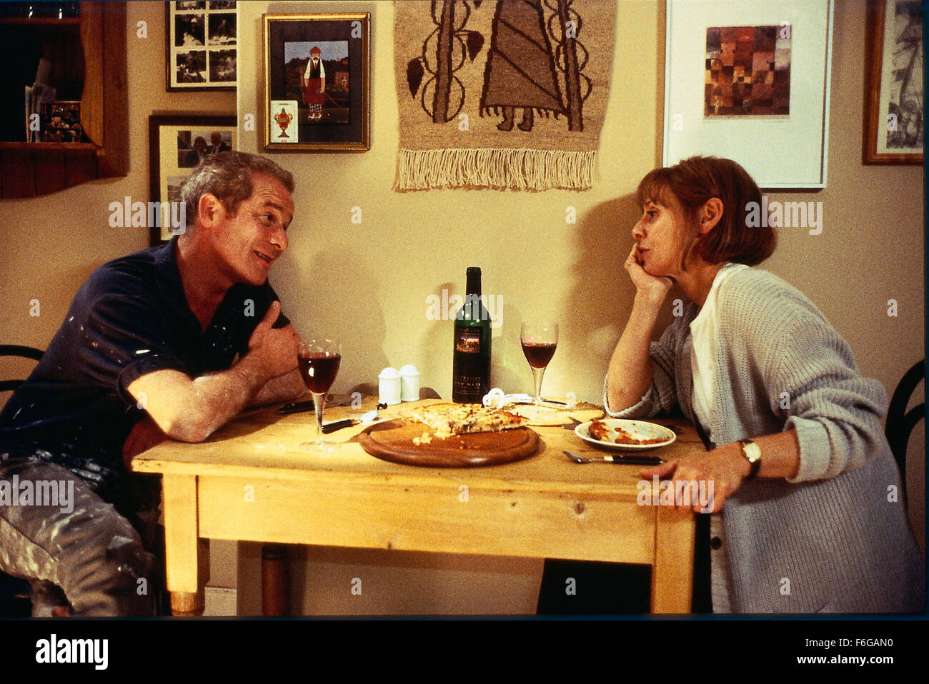 May 15, 1998; Glasgow, SCOTLAND, UK; Actor PETER MULLAN stars as Joe Kavanagh and LOUISE GOODALL as Sarah Downie in the Parallax Pictures romantic drama, 'My Name Is Joe.' Directed by Ken Loach. Stock Photo