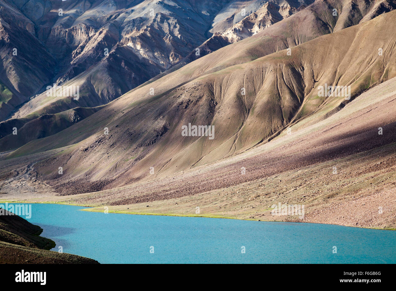 Chandra Taal lake near Kunzum Pass between Spiti and Lahaul valley, Himachal Pradesh, Northern India Stock Photo