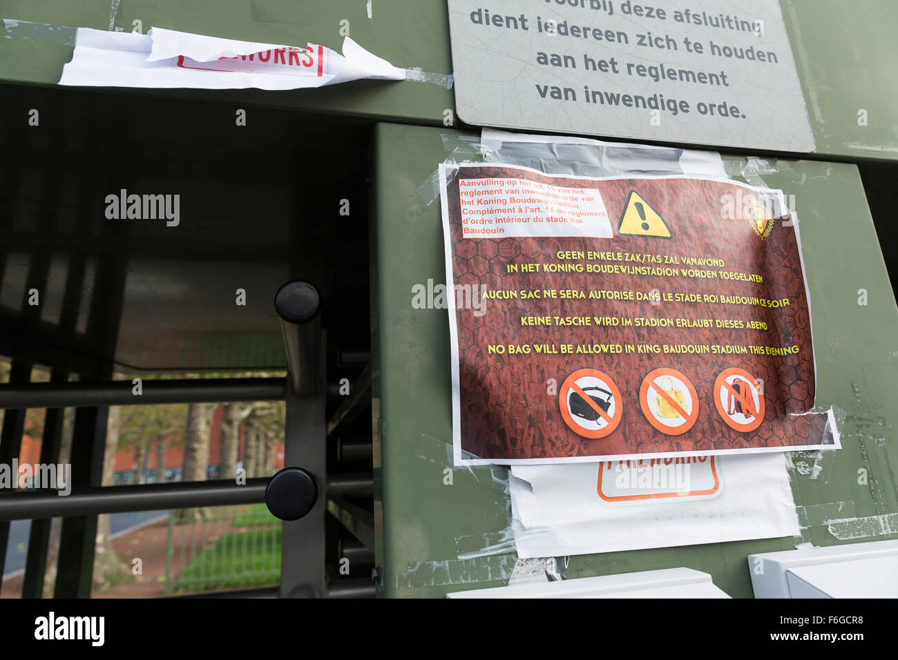 Brussels, Belgium. 17th Nov, 2015. Security instructions at an entrance of the Roi Baudouin stadium in Brussels, Belgium, 17 November 2015. A friendly soccer match between Belgium and Spain was due to be played at the stadium on Tuesday but was cancelled due to security concerns following the Paris terrorist attacks on 13 November. Photo: Thierry Monasse/dpa/Alamy Live News Stock Photo