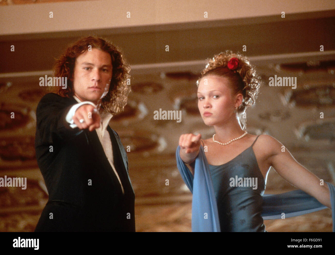 RELEASED: Mar 31 1999 - Original Film Title: 10 Things I Hate About You. PICTURED: HEATH LEDGER, JULIA STILES. Stock Photo