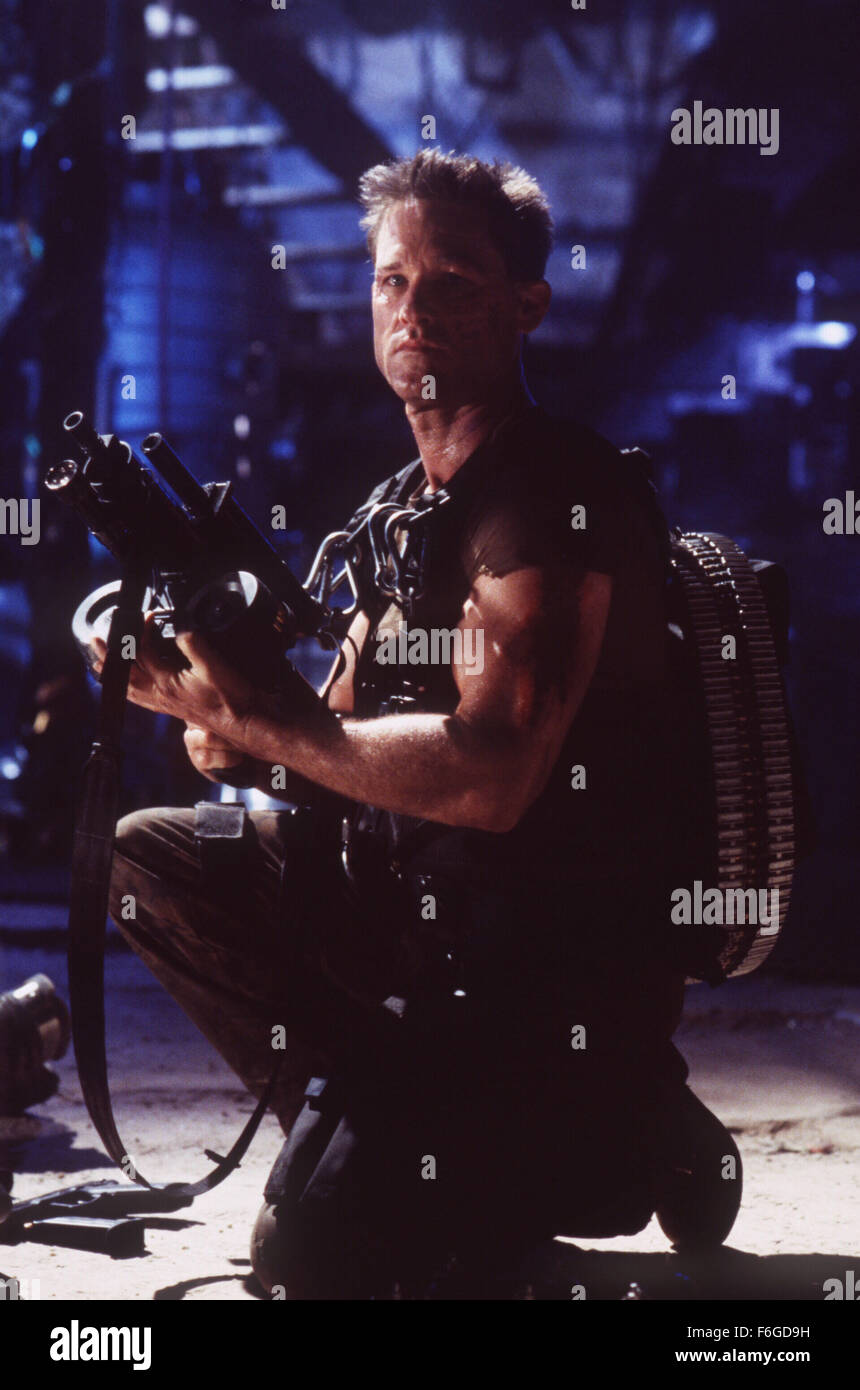Kurt russell soldier 1998 hires stock photography and images Alamy