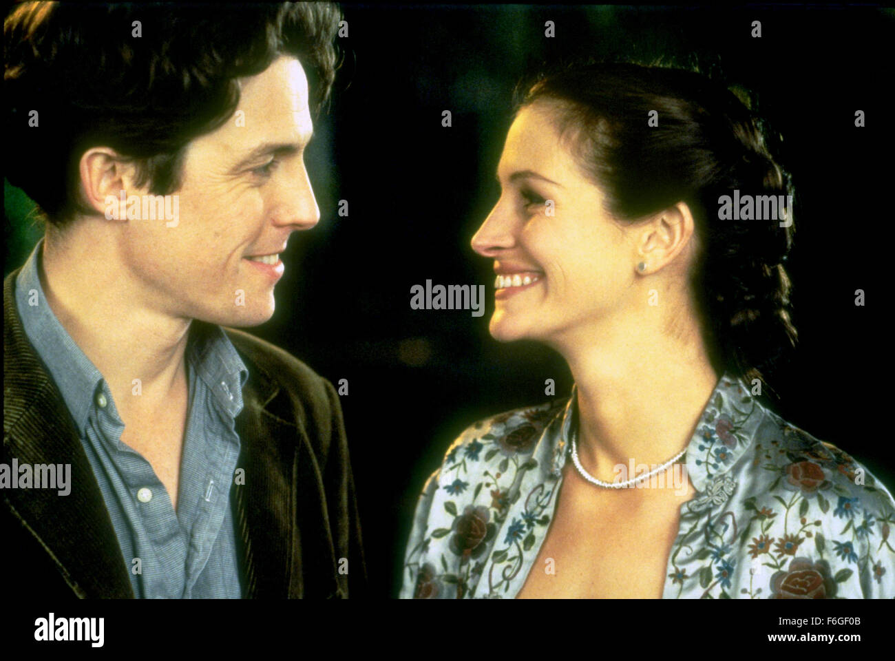 Hugh Grant Julia Roberts Directed Hi-res Stock Photography And Images ...