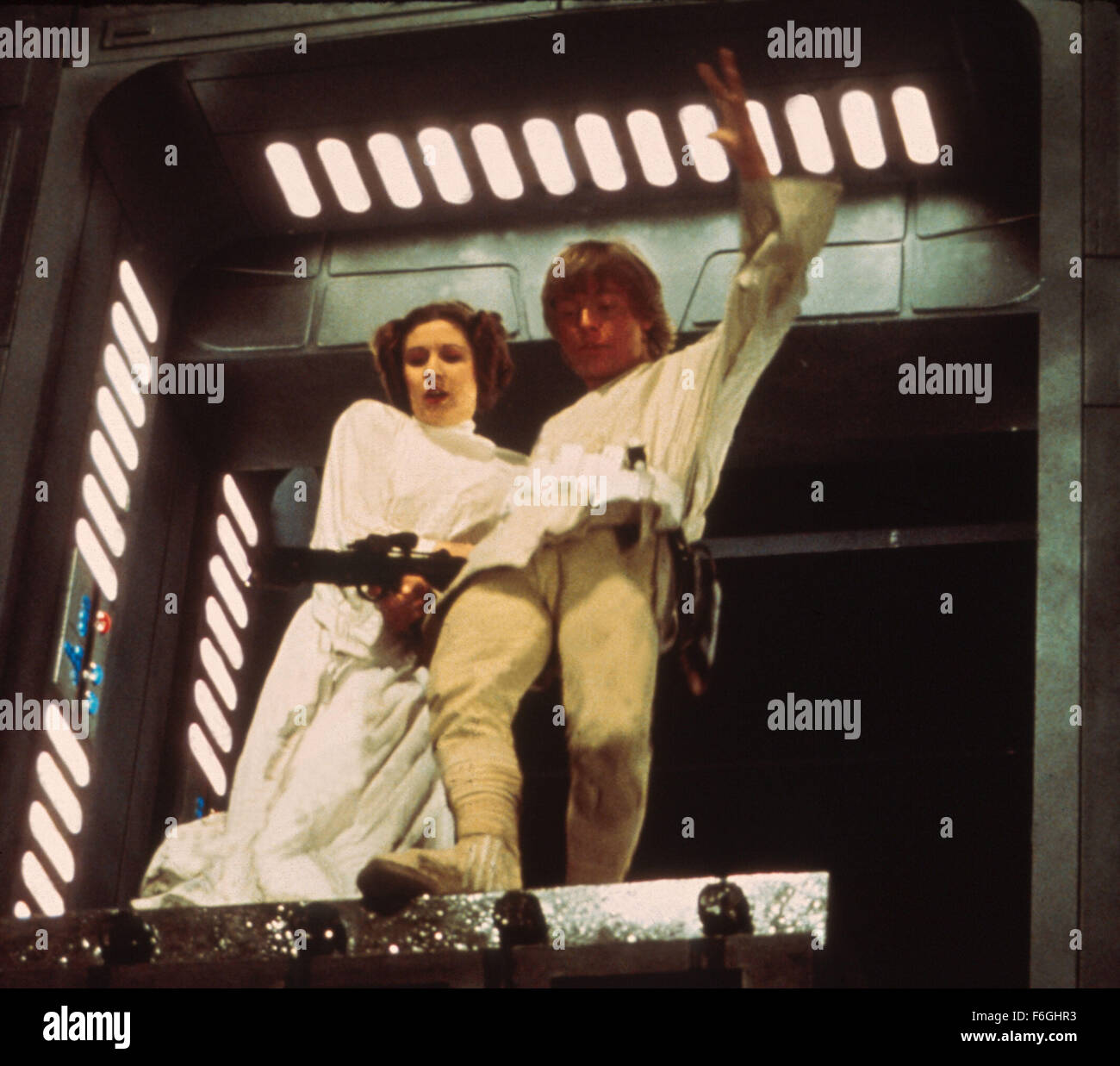 Feb 16, 2000; Hollywood, California, USA; Actors CARRIE FISHER (Princess Leia) & MARK HAMMILL (Luke Skywalker) in 'Star Wars.' Stock Photo