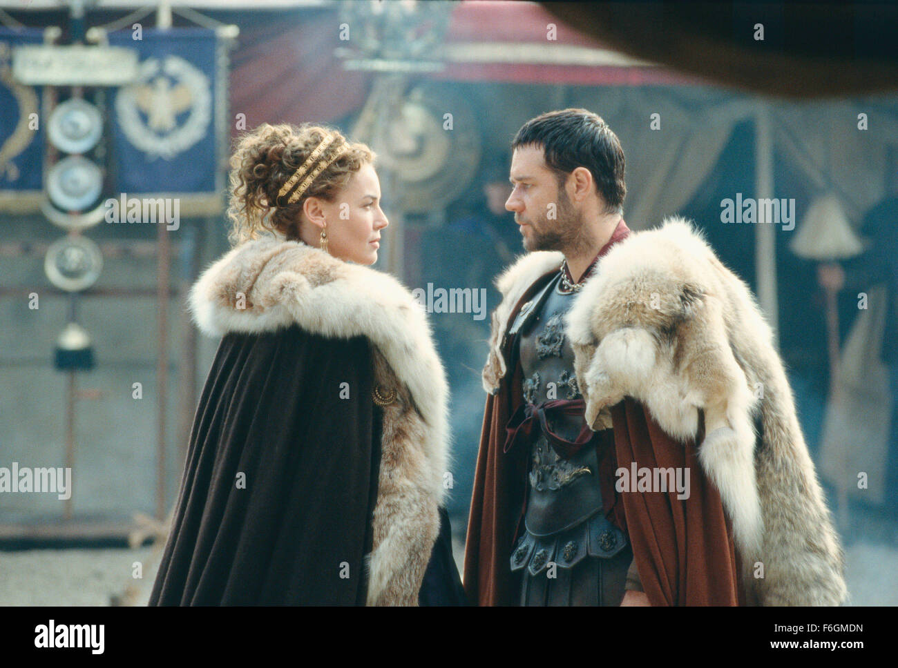 May 01, 2000; Hollywood, CA, USA; RUSSELL CROWE as Maximus and CONNIE NIELSON as Lucilla in the action drama ''Gladiator'' directed by Ridley Scott. Stock Photo