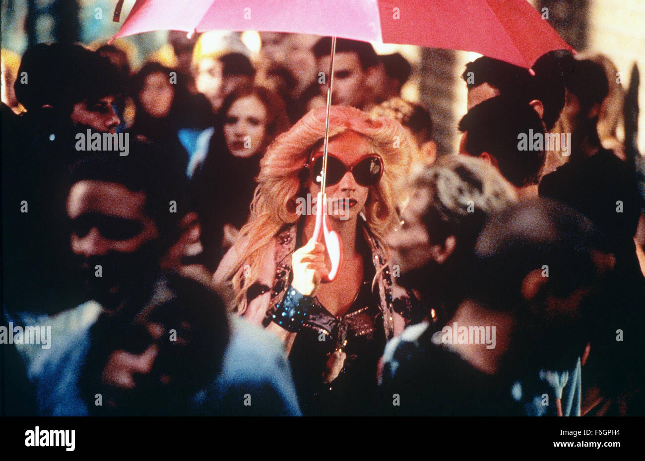 Jan 19, 2001; Toronto, ON, Canada; Actor JOHN CAMERON MITCHELL as Hedwig  and MICHAEL PITT as Thomas in 'Hedwig and the Angry Inch'. Directed by John  Cameron Mitchell Stock Photo - Alamy