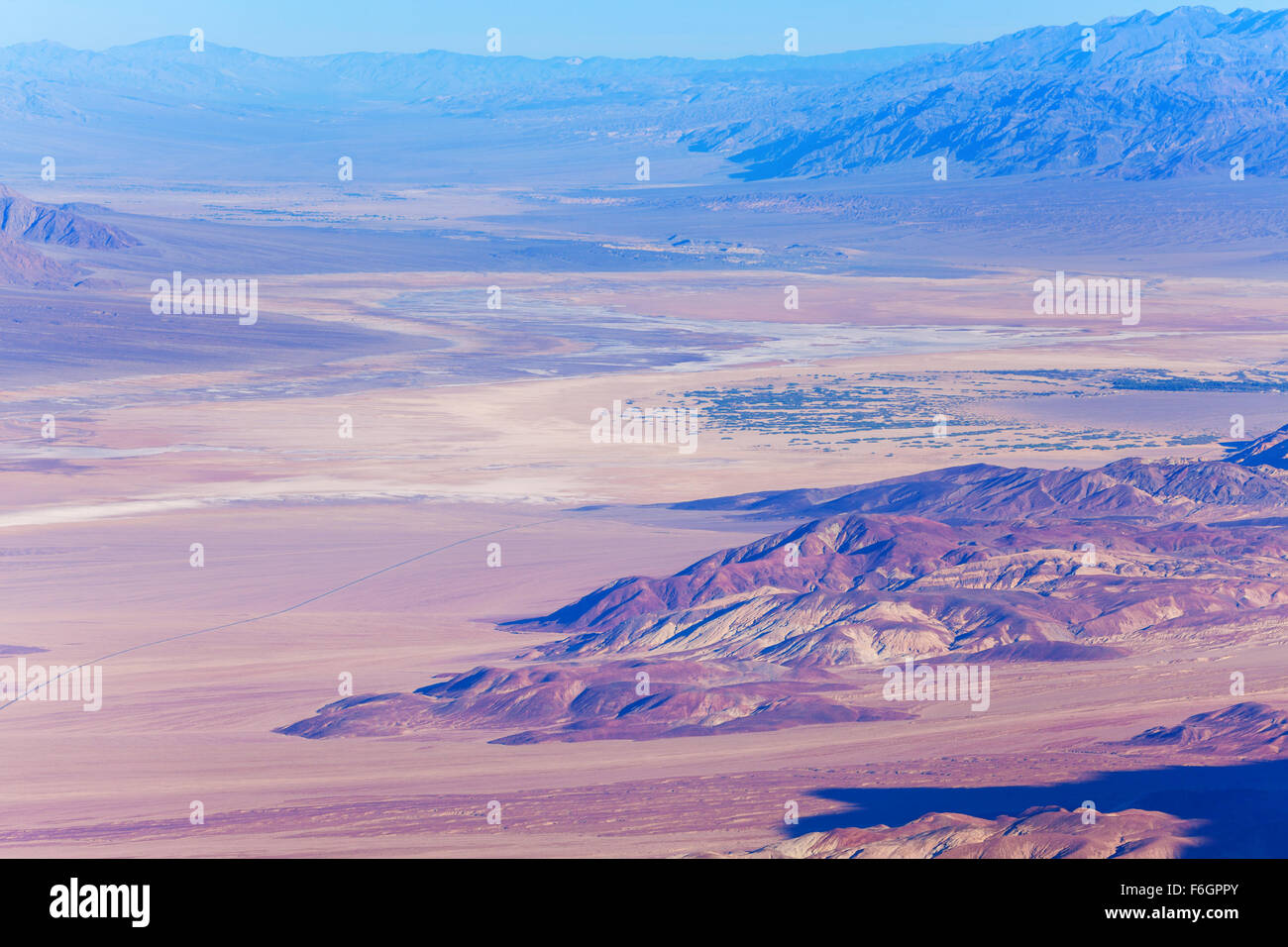 Death valley mountains hi-res stock photography and images - Alamy