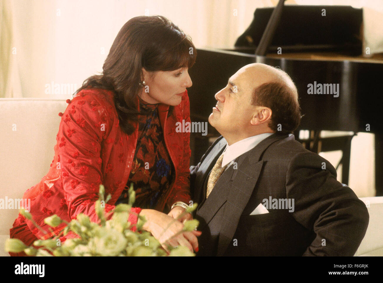Jun 01, 2001; Boston , MA, USA; Actors NORA DUNN as Lutetia Fairbanks and DANNY DEVITO as Max Fairbanks star in 'What's The Worst That Could Happen?' Stock Photo