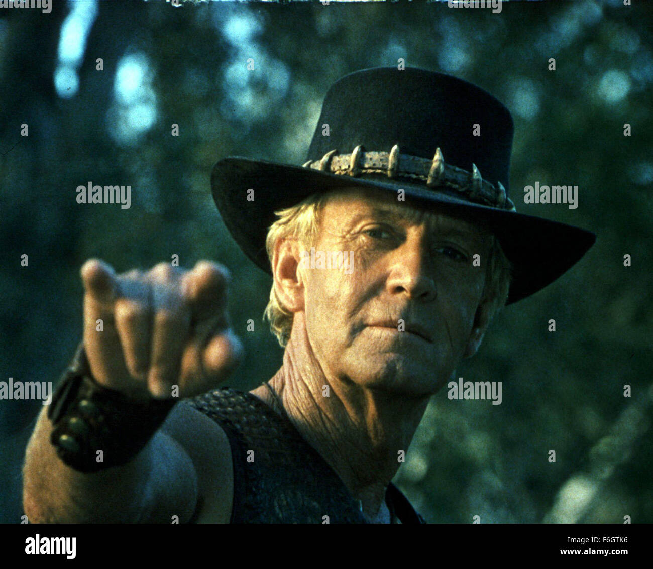 Paul hogan crocodile dundee in hires stock photography and images Alamy