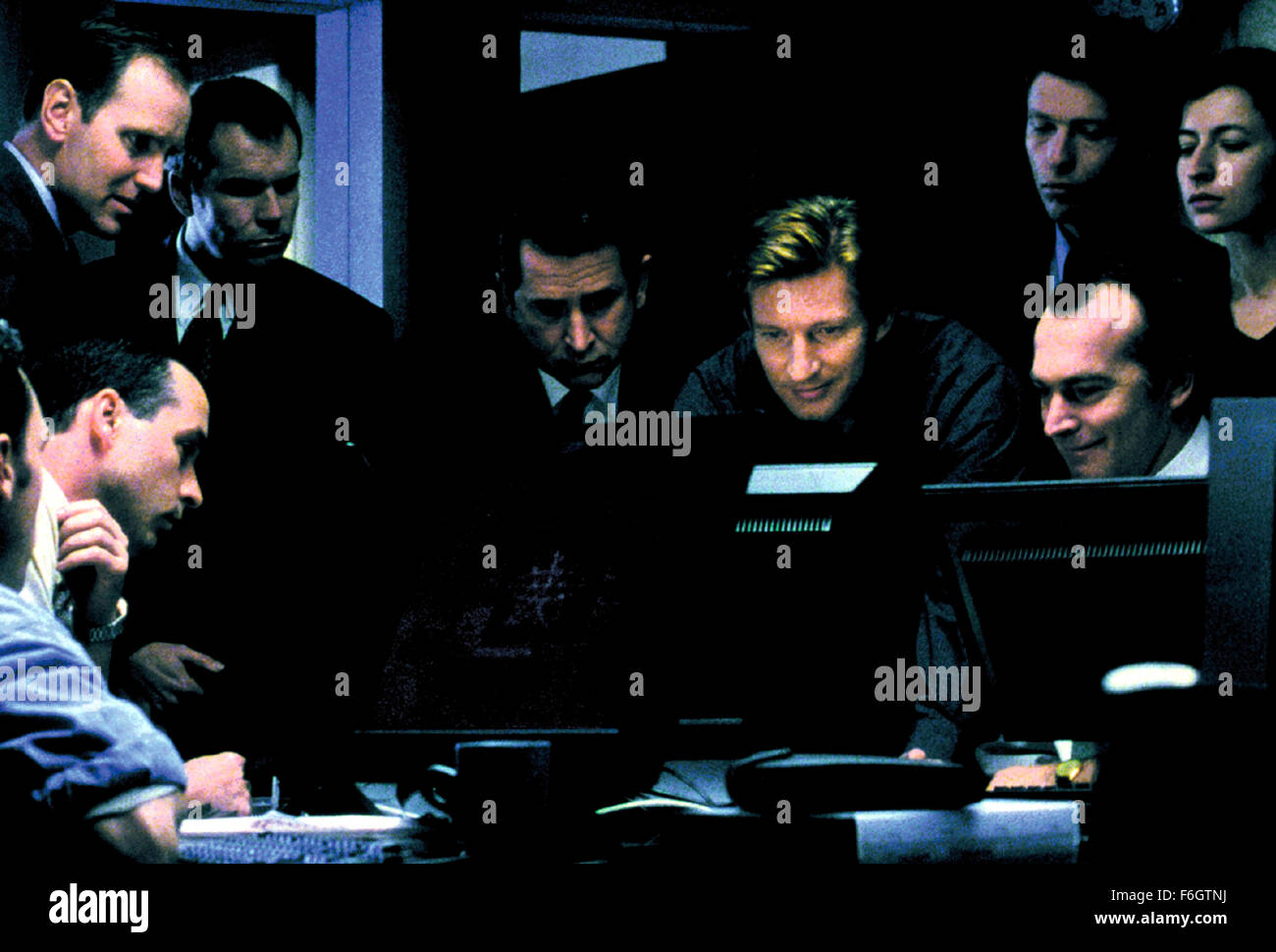 Jul 18, 2001; Melbourne, VIC, AUSTRALIA; ANTHONY LAPAGLIA and DAVID WENHAM star as Simon O'Reilly and Jim Doyle in the drama 'The Bank' directed by Robert Connolly. Stock Photo