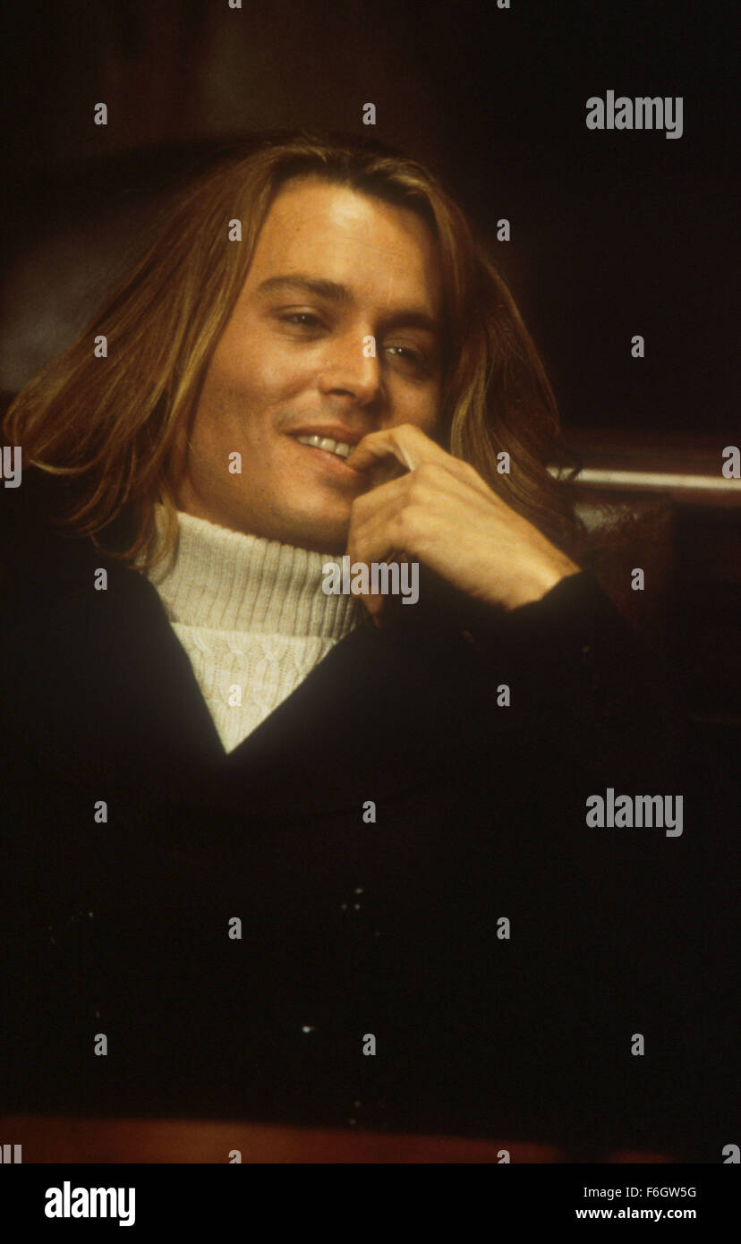 Blow (2001) johnny depp hi-res stock photography and images - Alamy