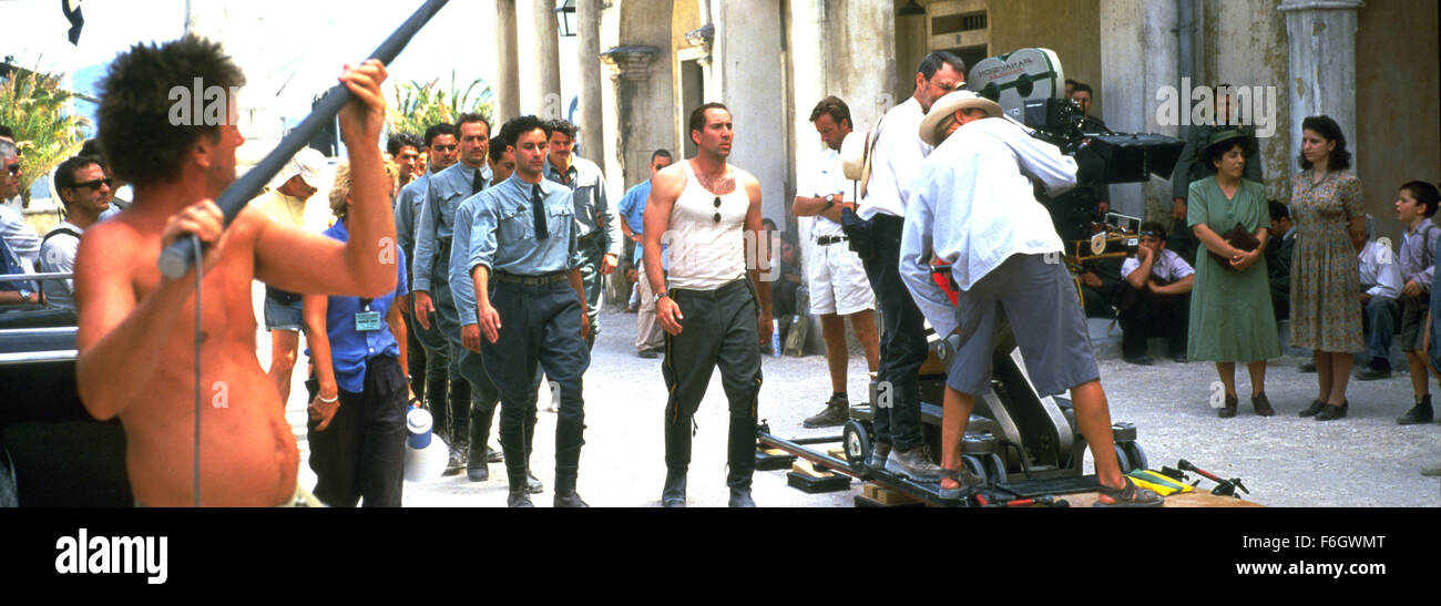 Aug 17, 2001; Kefalloina Island, GREECE; Actor NICHOLAS CAGE as Captain