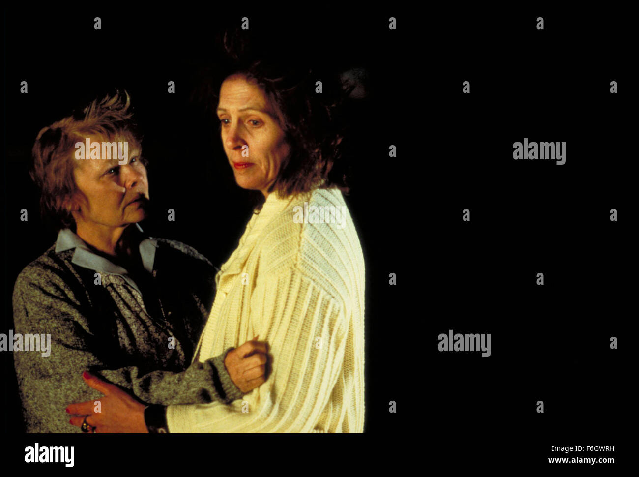Apr 05, 2001; Hollywood, CA, USA; Image from Richard Eyre's 'Iris': an award winning recreation of the novel and life of Iris Murdoch starring JUDI DENCH as Iris Murdoch and PENELOPE WILTON as Janet Stone. Stock Photo